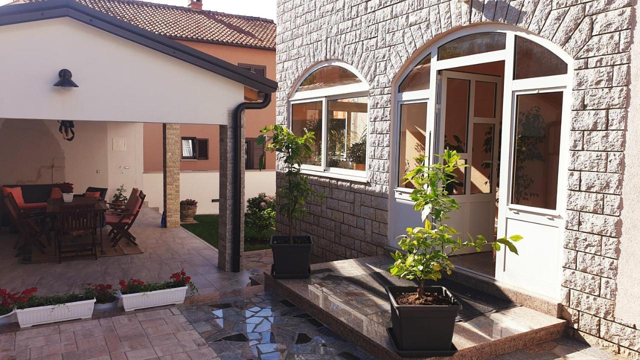 House Maric Apartment *